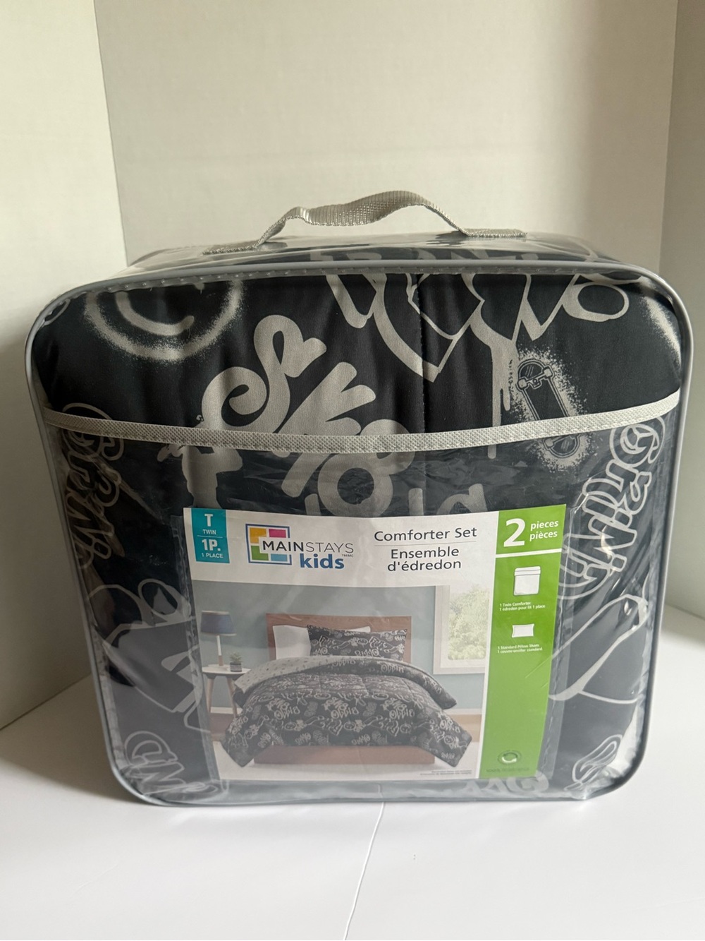 NEW Mainstays Kids Twin Skate Graffiti Comforter Bedding Set 2 Piece Twin
